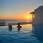 Elli Tropical Luxury Sunset-infinity Pool- Sea Side-near Center Parking Apartahotel 4*