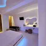 Elli Tropical Luxury Sunset-infinity Pool- Sea Side-near Center Parking Apartmanhotel