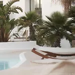Elli Tropical Luxury Sunset-infinity Pool- Sea Side-near Center Parking 4*