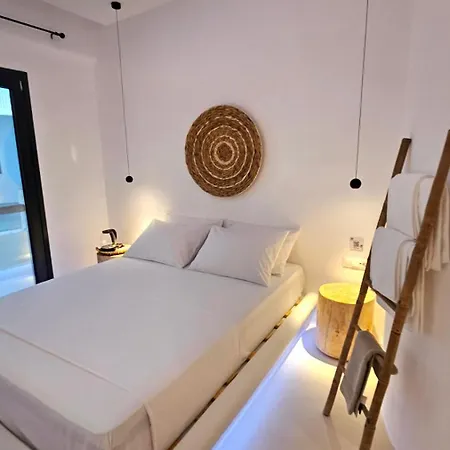 Elli Tropical Luxury Sunset-infinity Pool- Sea Side-near Center Parking 4* Mykonos Town