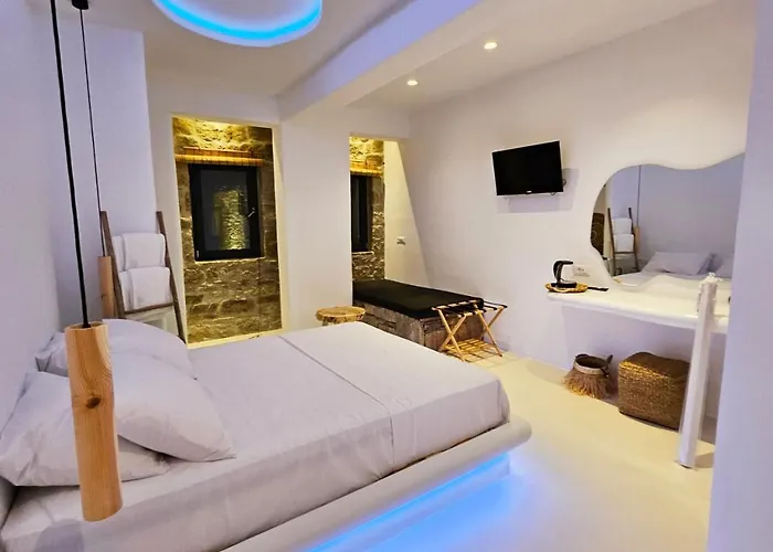 Elli Tropical Luxury Sunset-infinity Pool- Sea Side-near Center Parking Aparthotel Mykonos Town