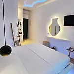 Elli Tropical Luxury Sunset-infinity Pool- Sea Side-near Center Parking شقة فندقية 4*