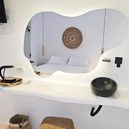 Appart hôtel Elli Tropical Luxury Sunset-infinity Pool- Sea Side-near Center Parking 4*