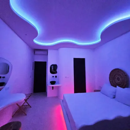 Elli Tropical Luxury Sunset-infinity Pool- Sea Side-near Center Parking Appart hôtel