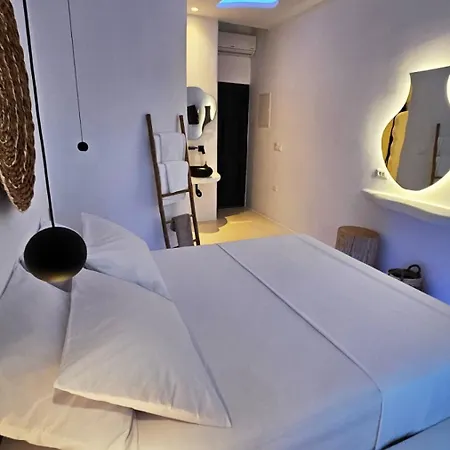 Elli Tropical Luxury Sunset-infinity Pool- Sea Side-near Center Parking Mykonos Town