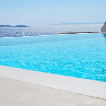 Elli Tropical Luxury Sunset-infinity Pool- Sea Side-near Center Parking 4*