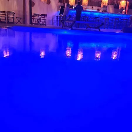 Appart hôtel Elli Tropical Luxury Sunset-infinity Pool- Sea Side-near Center Parking