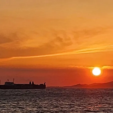 Elli Tropical Luxury Sunset-infinity Pool- Sea Side-near Center Parking Appart hôtel 4*