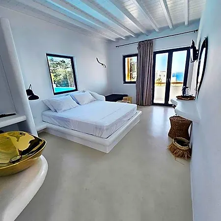Elli Tropical Luxury Sunset-infinity Pool- Sea Side-near Center Parking 4*
