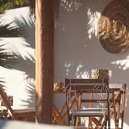 Elli Tropical Luxury Sunset-infinity Pool- Sea Side-near Center Parking Lägenhetshotell 4*