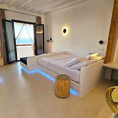 Elli Tropical Luxury Sunset-infinity Pool- Sea Side-near Center Parking Lägenhetshotell 4*