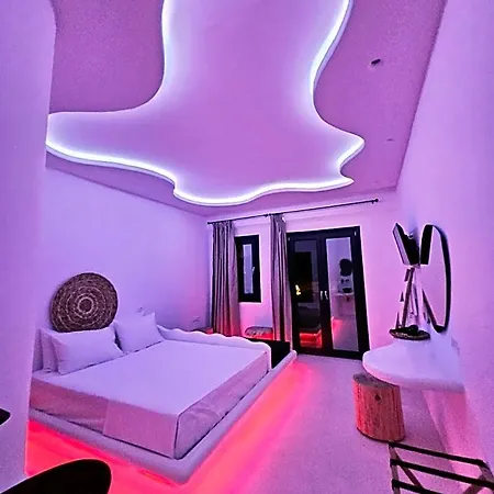 Elli Tropical Luxury Sunset-infinity Pool- Sea Side-near Center Parking Appart hôtel Mykonos Town