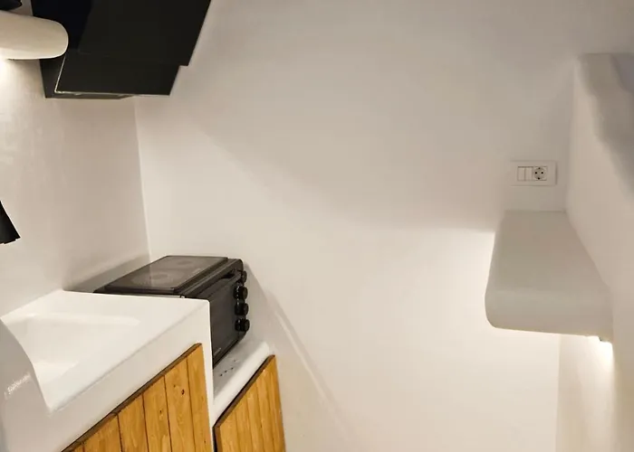 Ξενοδοχείο με διαμερίσματα Elli Tropical Luxury Sunset-infinity Pool- Sea Side-near Center Parking