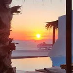Elli Tropical Luxury Sunset-infinity Pool- Sea Side-near Center Parking Aparthotel
